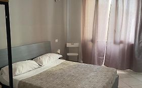 Bedroompompei With Free Parking